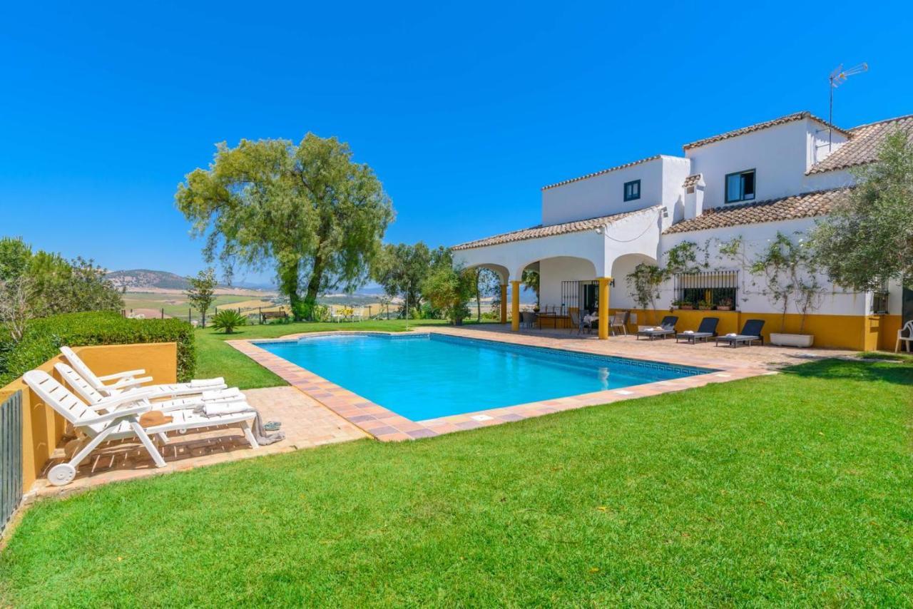 Alterhome Private Villa Cortijo Sierra Y Lago Arcos de la Frontera Luaran gambar